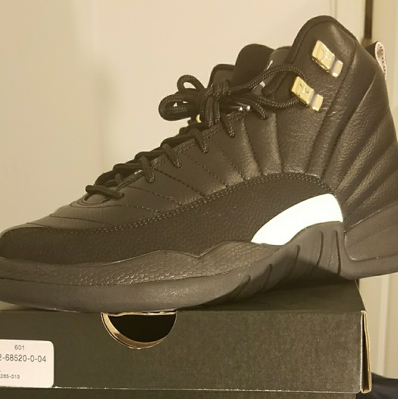 Air Jordan 12 retro black/white-black mtllc Gold